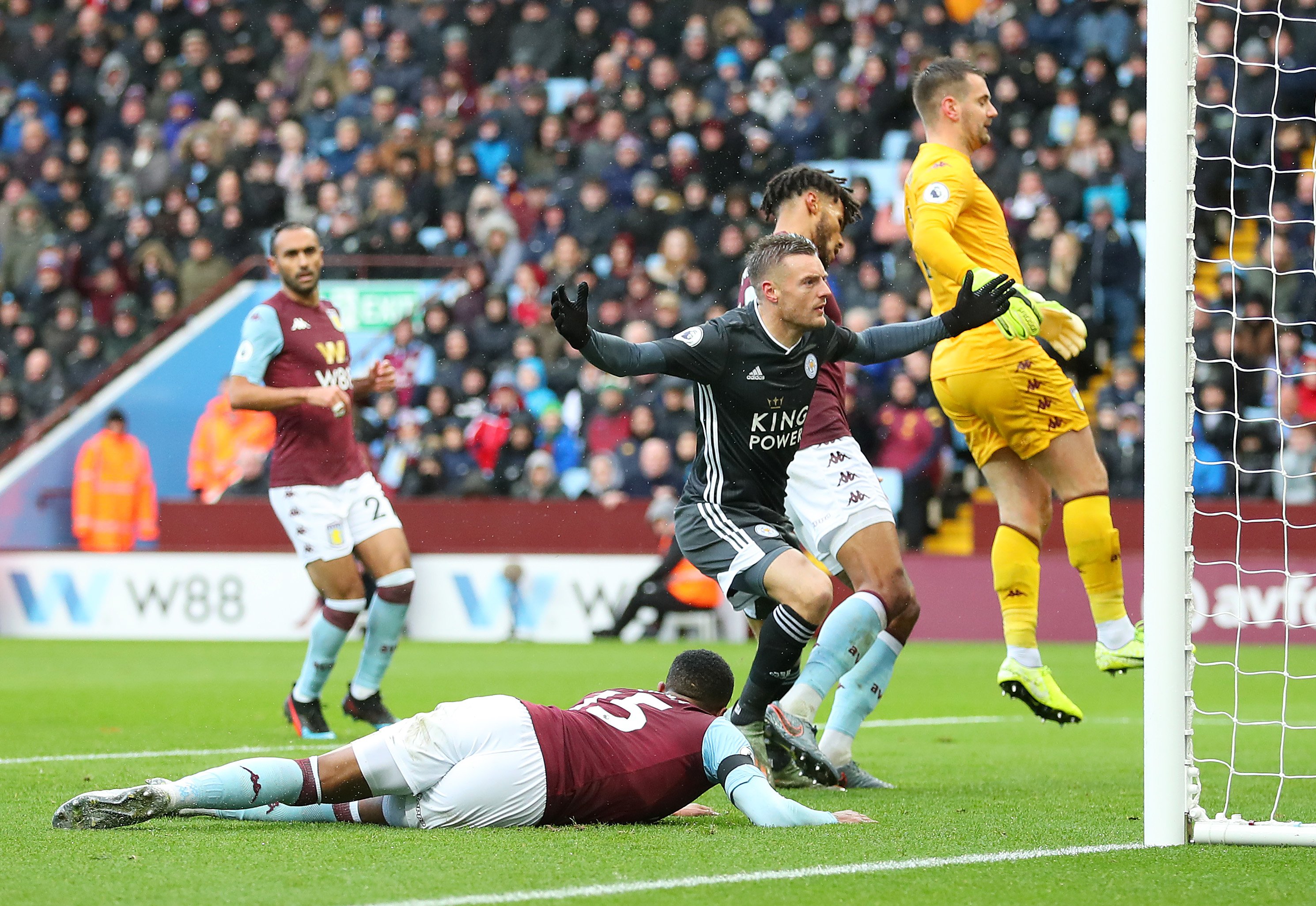 中占据主动 中占据主动